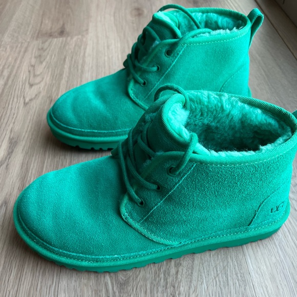 UGG Neumel Boot Emerald Green Women Size 8 - Picture 1 of 16